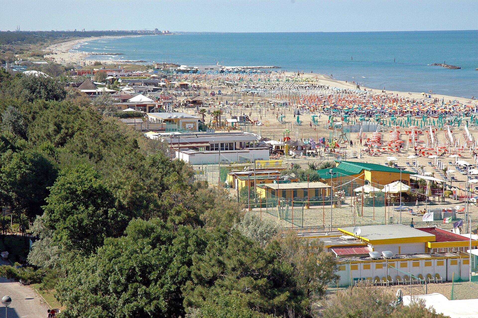 in foto la riviera di Lido di Classe (RA)