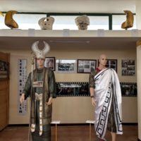 Un viaggio alla scoperta del Museo Civico di Delia, luogo simbolo per la salvaguardia della memoria storica e dell'identità locale. Attraverso le sue collezioni, che spaziano dai reperti archeologici alle testimonianze della civiltà contadina e delle tradizioni popolari, il museo rappresenta un punto di riferimento fondamentale per la comunità e per i visitatori desiderosi di riscoprire le radici culturali del territorio deliano.