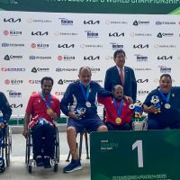 Ai Campionati Mondiali di tiro a volo paralimpico a Changwon, in Corea del Sud, l'Italia conquista tre medaglie trascinata dal trionfo di Fabrizio Cormons, laureatosi campione del mondo nella classe PT2.