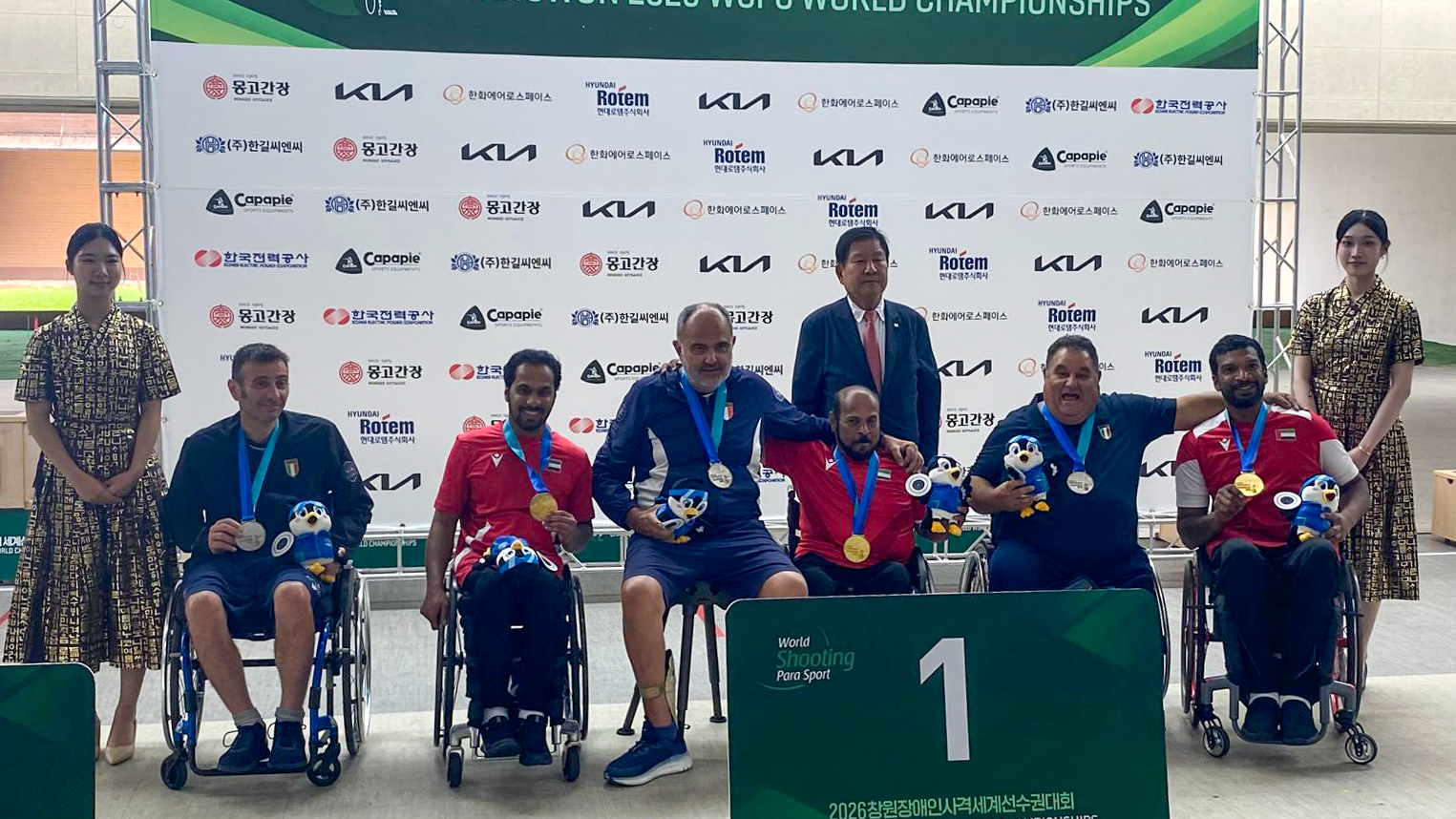 Ai Campionati Mondiali di tiro a volo paralimpico a Changwon, in Corea del Sud, l'Italia conquista tre medaglie trascinata dal trionfo di Fabrizio Cormons, laureatosi campione del mondo nella classe PT2.