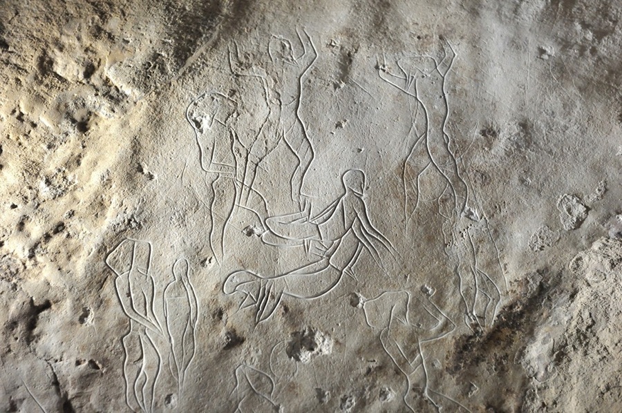 Palermo, graffiti grotta Addaura.